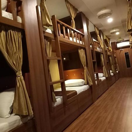 Classic Dormitory Mumbai Ngoại thất bức ảnh