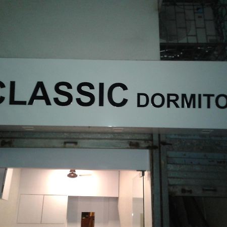 Classic Dormitory Mumbai Ngoại thất bức ảnh