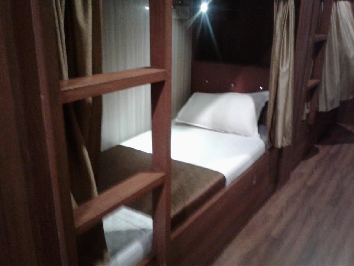 Classic Dormitory Mumbai Ngoại thất bức ảnh